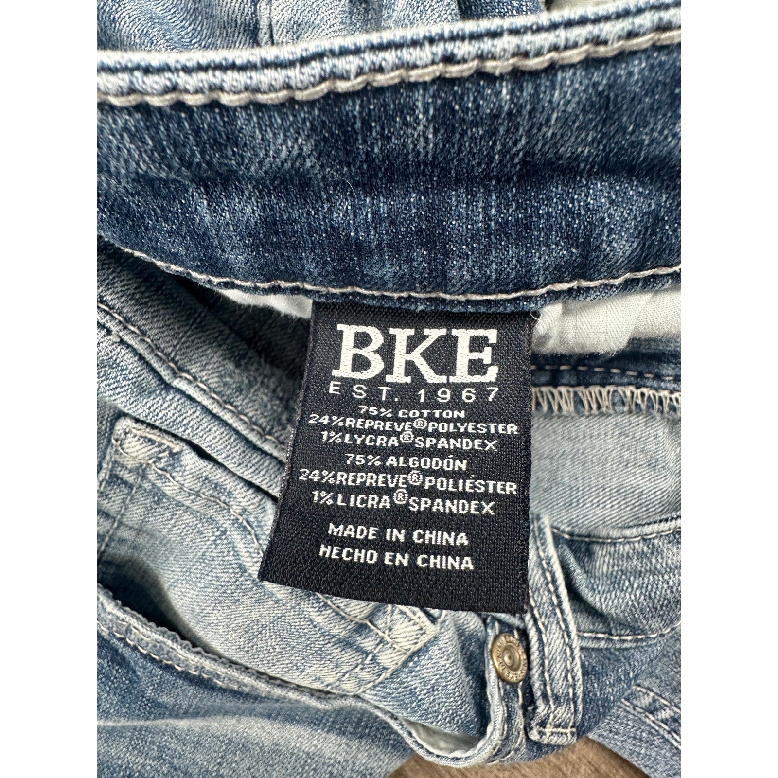 BKE Nolan Straight Leg Stretch Jean in Blue — Size 38x32 // Preowned