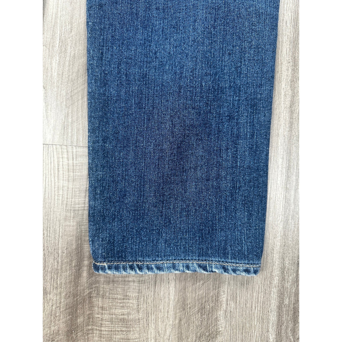 AG Adriano Goldschmied The Tellis Modern Slim Fit Midlands Jeans — Size 32 // Preowned