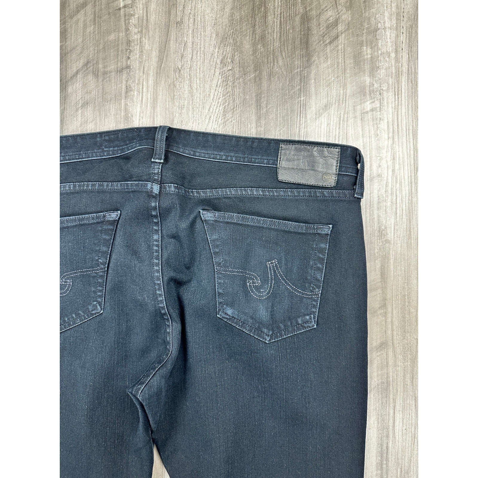 AG Adriano Goldschmied The Matchbox Slim Straight Jeans in Dark Blue Stone Wash — Size 40 // Preowned