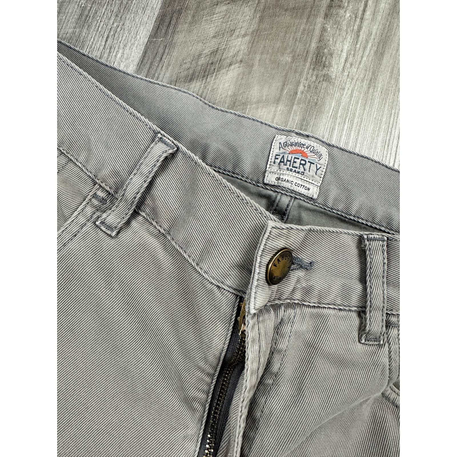 Faherty Comfort Twill 5 Pocket Pants in Rugged Gray — Size 31 // Preowned