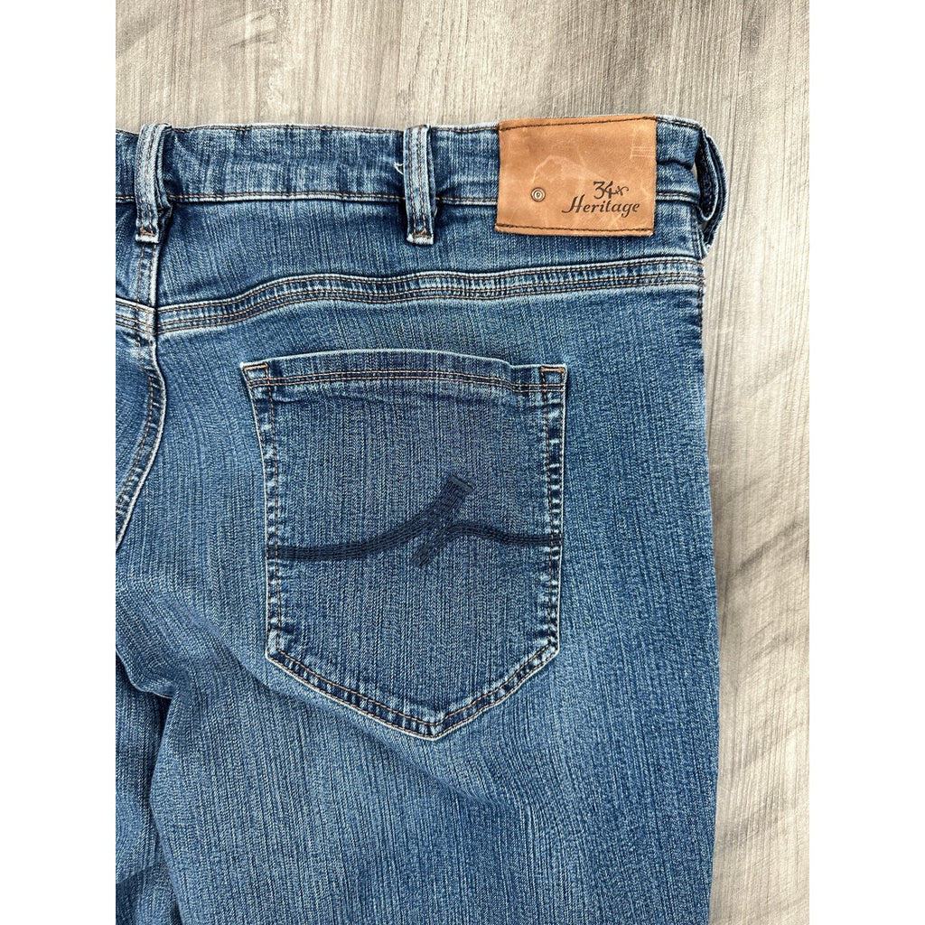 34 Heritage Charisma Relaxed Straight Jeans in Blue — Size 42x34 // Preowned