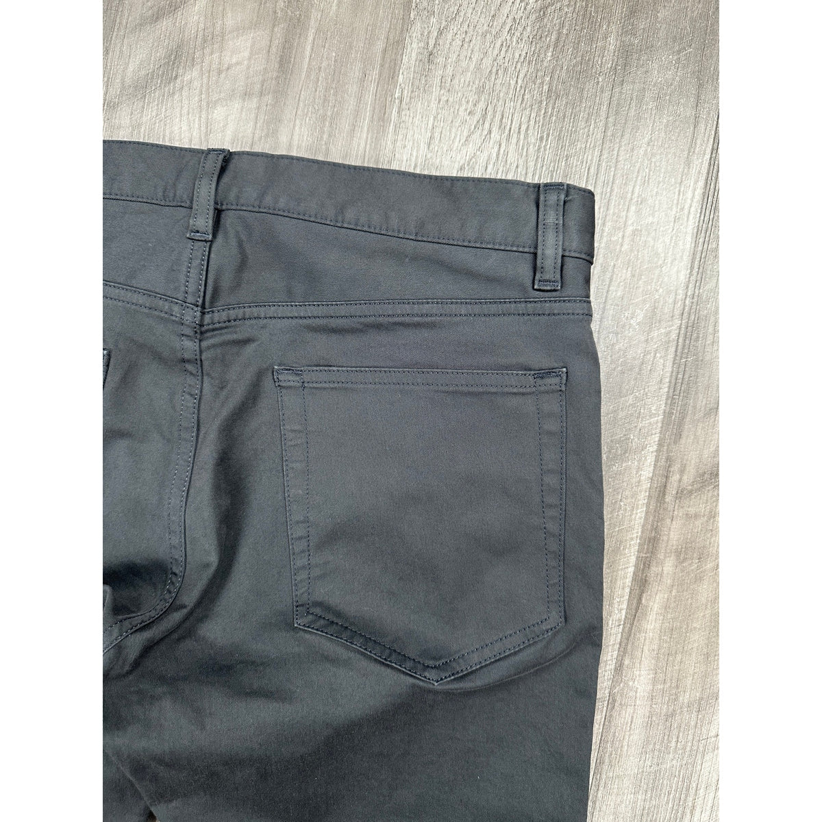 Theory Haydin Straight Slim Fit 5 Pocket Pants — Size 30 // Preowned
